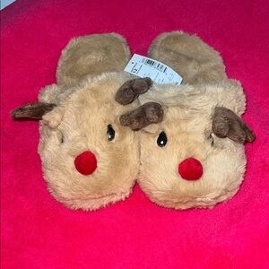 Place Cozy Reindeer Slippers - Tan and Red